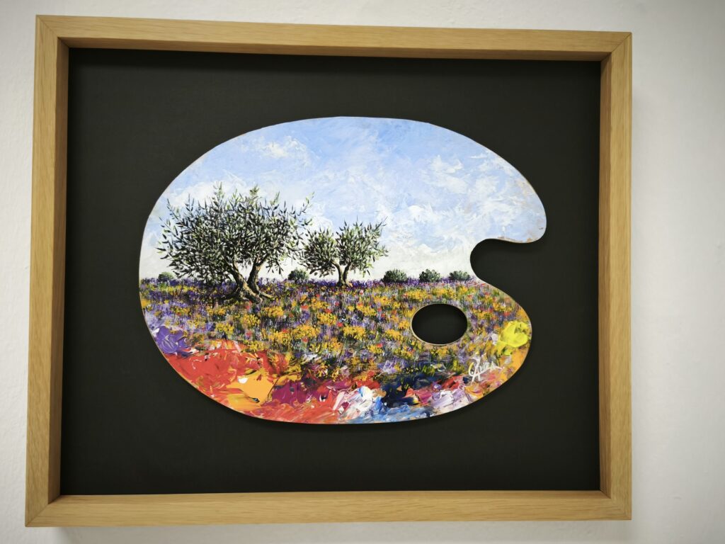 Carlos Ariza, Inauguración de la Exposición "Entre Verdes y Violáceos", Nerja 2025
